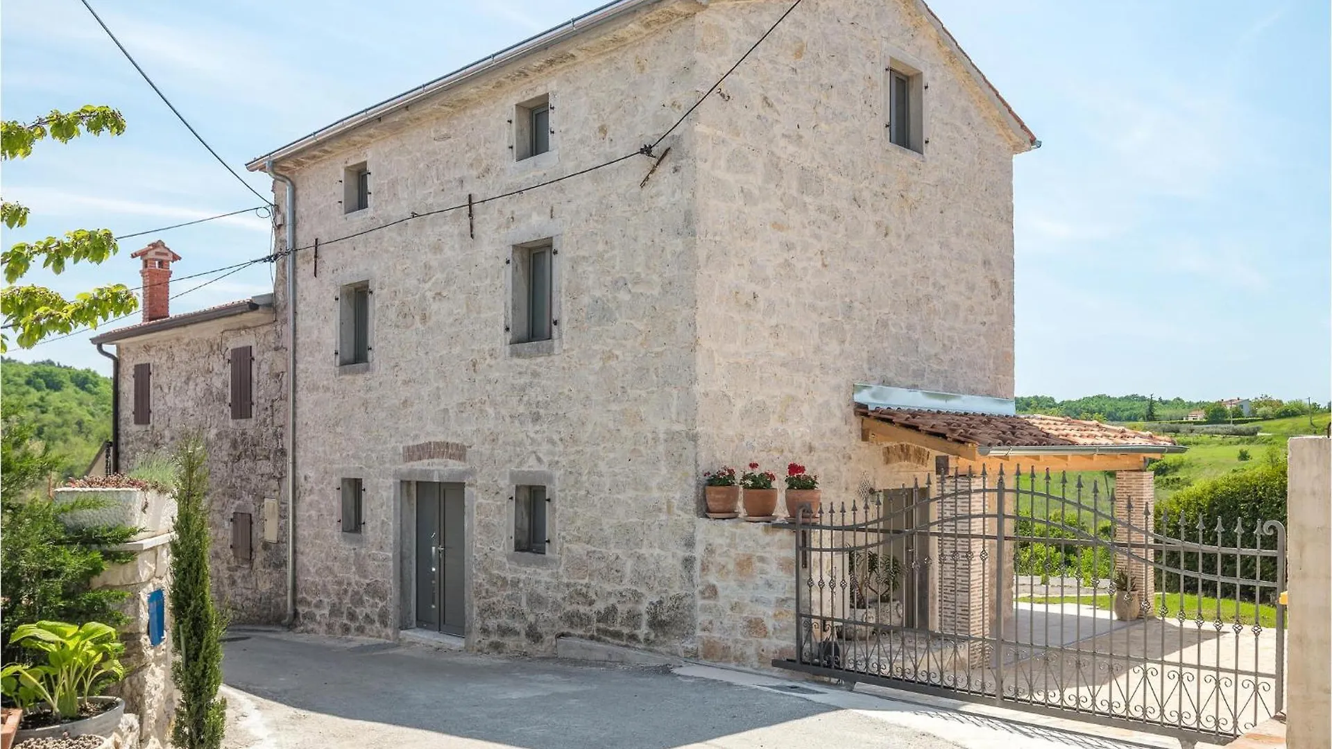 Nice Home In Vizinada With Wifi 0*,  Croatia