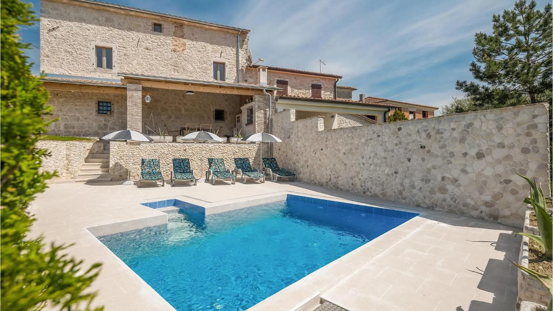 Nice Home In Vizinada With Wifi